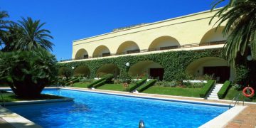 Inversión millonaria para blindar el turismo en Ceuta: El Parador se moderniza y las Murallas Reales abren nuevas zonas al público
