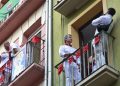 Feijóo se sumerge en los Sanfermines: presencia el segundo encierro y disfruta de la fiesta en Pamplona