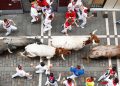 Segundo encierro de San Fermín 2026: Una veloz carrera de Cebada Gago deja un herido por asta y momentos de gran tensión