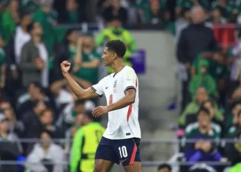 Alerta amarilla en el Mundial: 17 futbolistas se la juegan en cuartos de final