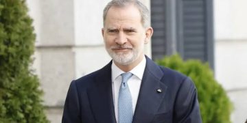Felipe VI reivindica la memoria de las víctimas frente a ETA y tilda de «intolerable» que aún se jalee a los terroristas