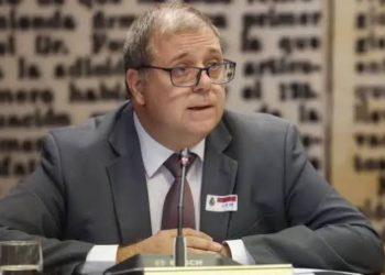 Anticorrupción pide investigar al exjefe de gabinete de Pedro Sánchez por la contratación de Leire Díez en el ‘caso Cloacas’