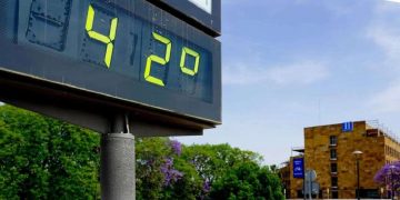 El inicio de la canícula eleva los termómetros por encima de los 40 ºC en el este de España a las puertas de una ola de calor extremo