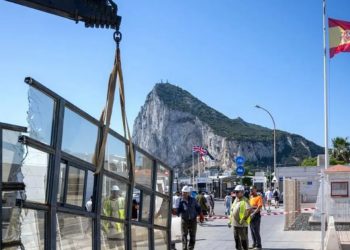 Explosión de alegría y emoción histórica en la frontera de Gibraltar