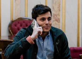 El Tribunal Supremo inadmite la denuncia de Vito Quiles contra Patxi López por llamarle «basura»