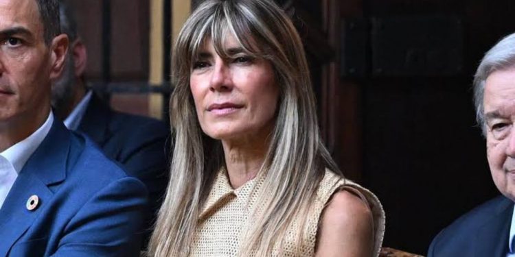 Moncloa insiste en que hay una «causa política» contra Begoña Gómez tras la decisión de la Audiencia de Madrid