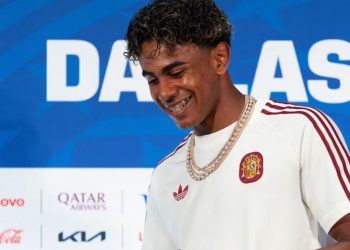 Lamine Yamal, el «desprotegido» del Mundial: comete más faltas de las que recibe con un sorprendente balance de 12-8