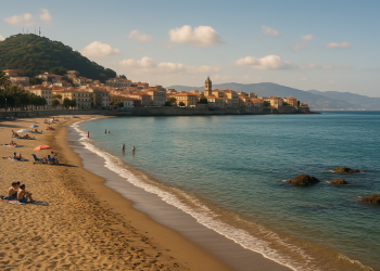 Playas de Ceuta: una guía para disfrutarlas con calma y buen plan