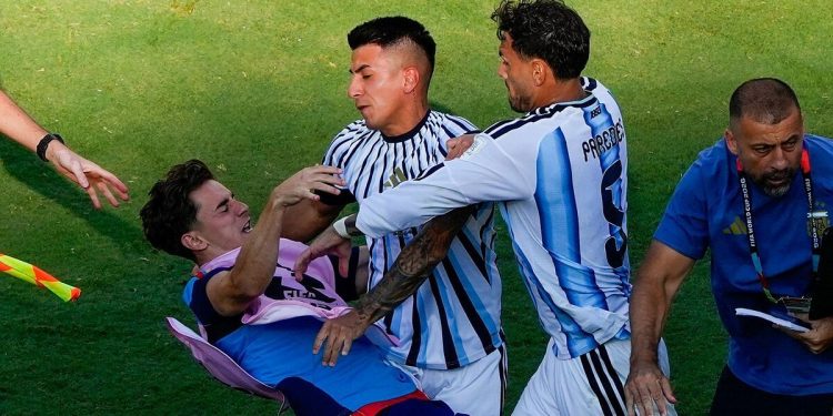 Tensión tras la final del Mundial 2026: varios jugadores argentinos agreden a Eric García y Gavi al término del partido