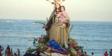 Un vecino en silla de ruedas denuncia la falta de visibilidad en los actos de la Virgen del Carmen y la parálisis de las mejoras en el Revellín