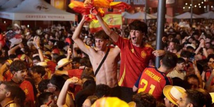 La celebración del Mundial deja dos fallecidos, doce detenidos y más de ochenta heridos en España