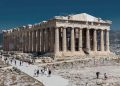 Detenido un hombre tras apuñalar a dos turistas cerca de la Acrópolis de Atenas