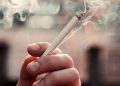 El Gobierno aprueba el Anteproyecto de la Ley del Tabaco que prohíbe fumar y vapear en terrazas, playas, piscinas y conciertos