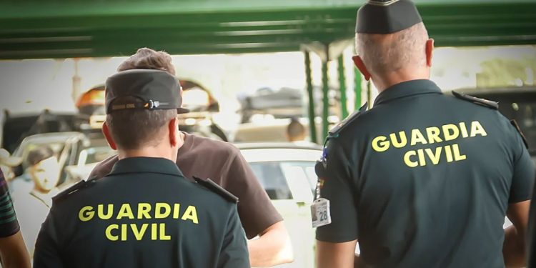 Detenido el monitor de un campamento en Arroyomolinos por la presunta agresión sexual a dos menores