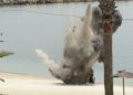 Los TEDAX detonan de forma controlada un posible mortero hallado en la playa de la Ribera
