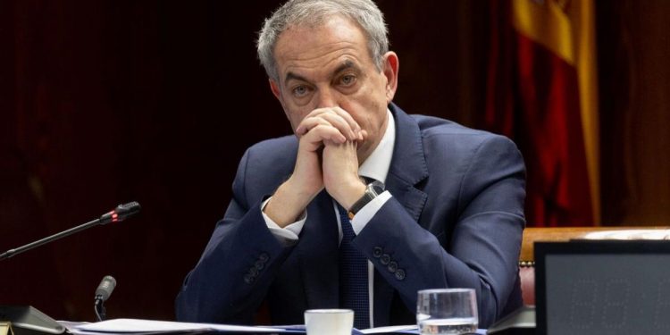 Zapatero insiste en su inocencia en el caso Plus Ultra y niega cualquier gestión para la aerolínea