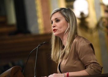 Verónica Martínez Barbero reivindica agotar la legislatura frente a la crisis del PSOE: «No estamos aguantando, estamos gobernando»