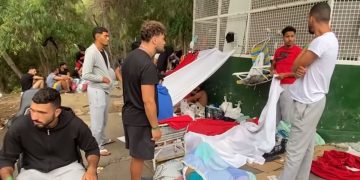 Ceuta pide una respuesta urgente ante más de 1.500 llegadas y el colapso de sus centros de acogida
