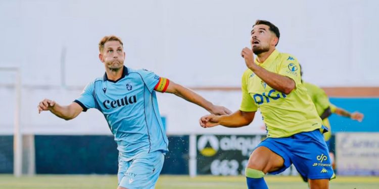 El Ceuta muestra su pegada y remonta con autoridad al Cádiz CF en Arcos (1-3)