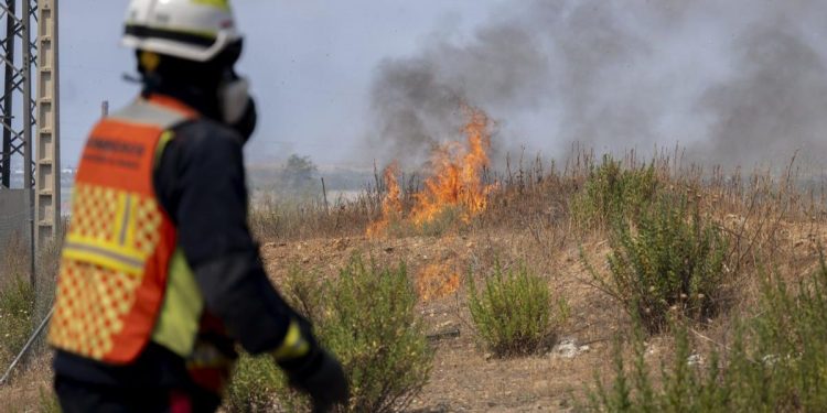 Bruselas coordina el despliegue de ayuda europea frente a la ola de incendios que azota España y Francia