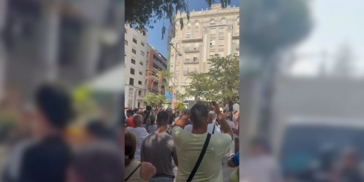 Ceuta expresa en las calles su malestar con la respuesta del Gobierno central