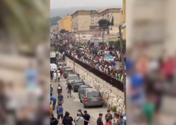 Crisis en Ceuta: Gran afluencia y tensión en las barriadas tras las recientes entradas masivas. Tensión y colapso en la barriada de La Pantera