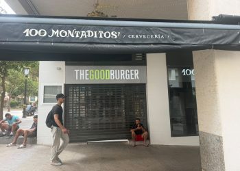 Ceuta baja la persiana: Zara, Mango, Granier, TGB y numerosos comercios cierran ante la crisis migratoria