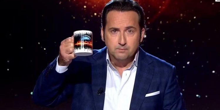 Iker Jiménez y Carmen Porter interrumpen sus vacaciones: ‘Horizonte’ vuelve con un especial urgente sobre Ceuta