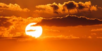 El calor da una tregua este lunes, pero la AEMET alerta de tormentas fuertes y granizo