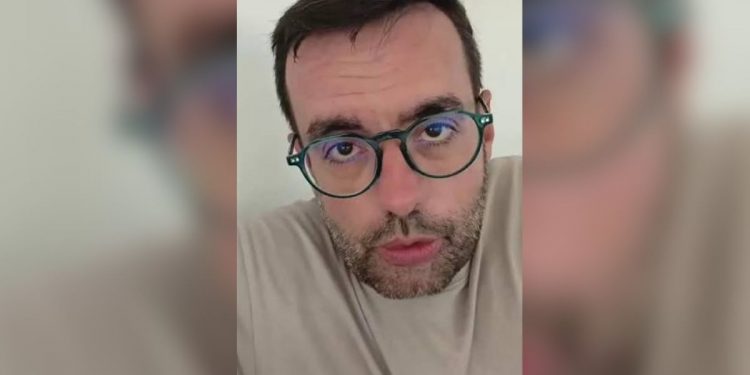 Un periodista mallorquín desata la polémica al pedir a los madrileños que no viajen a la isla