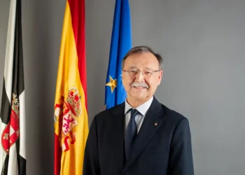 Felipe VI recibirá a Juan Jesús Vivas en Marivent para abordar la crisis migratoria de Ceuta