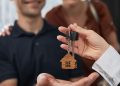 Dinero de tus padres para comprar casa: cómo evitar que Hacienda lo considere una donación