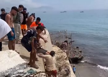 Madrid asegura que no ha recibido información sobre los menores migrantes llegados a Ceuta