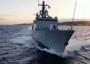 La Armada refuerza Ceuta con las fragatas ‘Santa María’ y ‘Navarra’ junto al patrullero ‘Rayo’