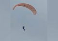 Un migrante logra burlar el blindaje de Ceuta y aterriza en Benzú a bordo de un parapente