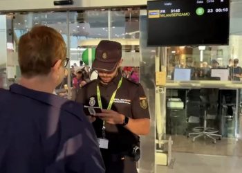 El BOE oficializa la respuesta a Italia: España activa controles fronterizos a los viajeros de conexiones italianas