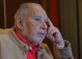 Tahar Ben Jelloun critica la inacción policial marroquí en Ceuta y denuncia la «hipocresía» europea