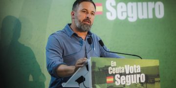 VOX exige al Gobierno de Vivas que movilice «todos los recursos» de Ceuta frente a la crisis migratoria