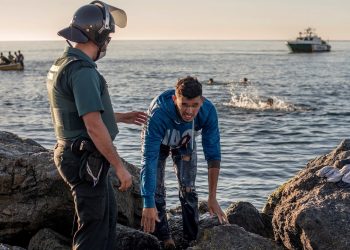 La Guardia Civil cancela descansos y permisos en Ceuta ante el repunte de la presión migratoria