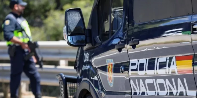 La Policía Nacional despliega 9.400 agentes ante el alud de visitantes por el eclipse solar de este miércoles