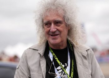 Brian May se emociona tras vivir el eclipse en Javalambre: «Un momento increíble»