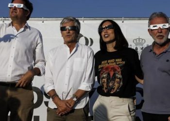 El Gobierno destina más de 72.000 euros al acto del eclipse en Yebes con «zona VIP», catering y concierto