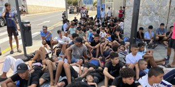Una ONG cifra en 5.500 los menores inmigrantes que siguen en Ceuta dos semanas después de la entrada masiva
