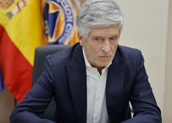 Marlaska anuncia refuerzos y expulsiones urgentes en Ceuta, pero evita cualquier crítica a Marruecos