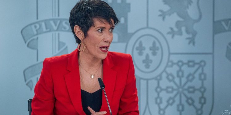 El Gobierno reforzará la acogida en Ceuta con nuevos centros y la llegada de la ministra de Migraciones