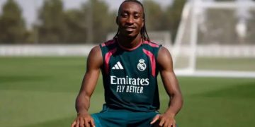 Descifrando a Yan Diomande: La joya que pasó de jugar descalzo en Abiyán a fascinar al fútbol mundial