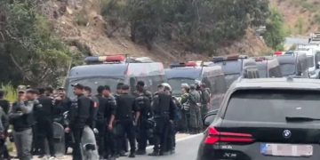 Marruecos frustra un intento masivo de salto a Ceuta mientras se mantiene la tranquilidad en la frontera