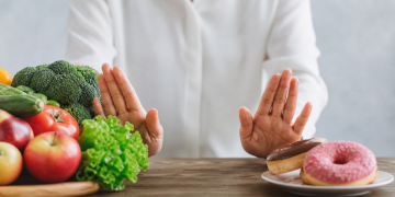 Mitos sobre la alimentación desmentidos por la ciencia: lo que sí importa para comer mejor