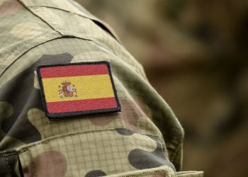 España entra por primera vez entre los 15 países que más gastan en defensa y se mantiene entre las 20 mayores potencias militares