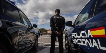 Apuñalado por la espalda un joven de 24 años en plena Feria de Málaga